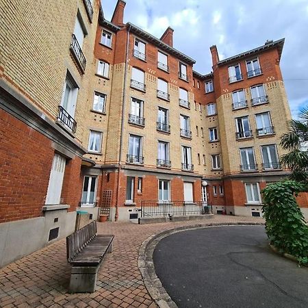 Suresnes : 2 Pieces Cosy Apartment Luaran gambar
